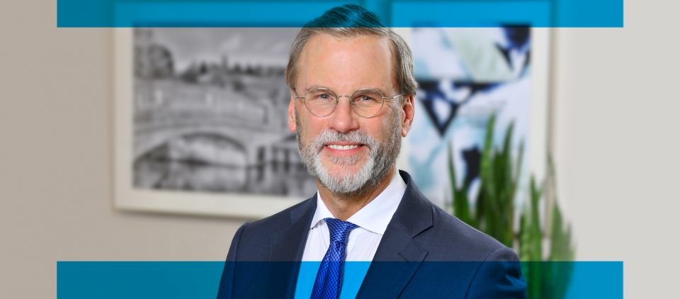 David M. Brown, M.D. - Best Hand and Wrist Surgeon St. Louis